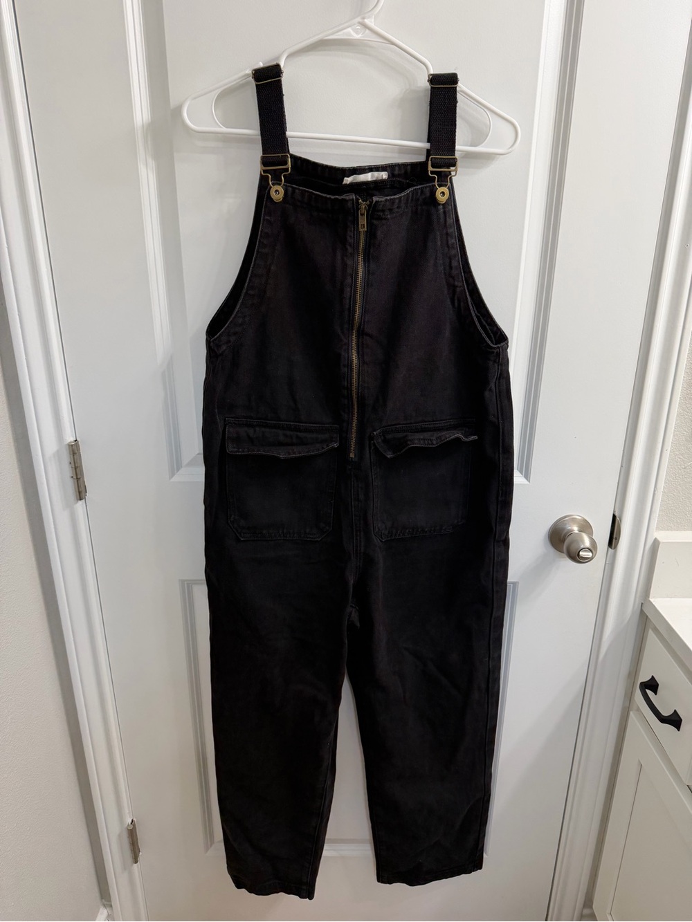 Solaí Women's Black Overalls Never Worn